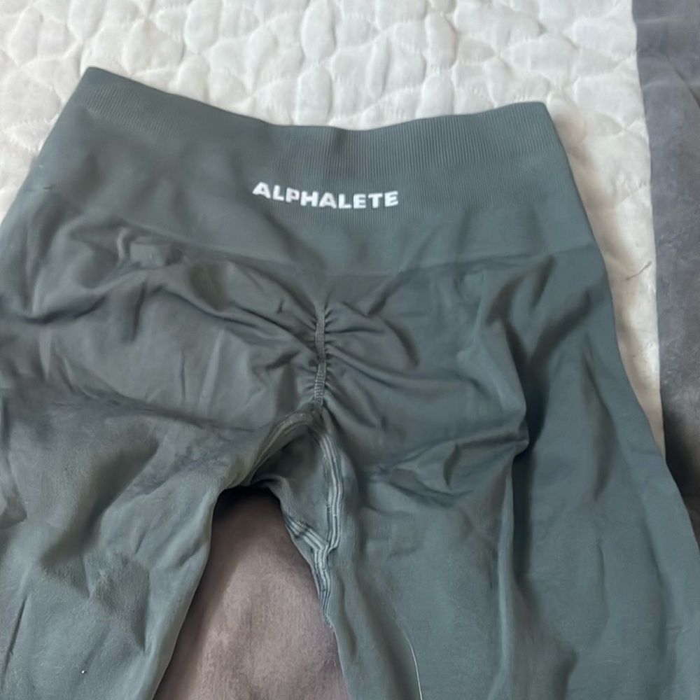 Amplify leggings size small